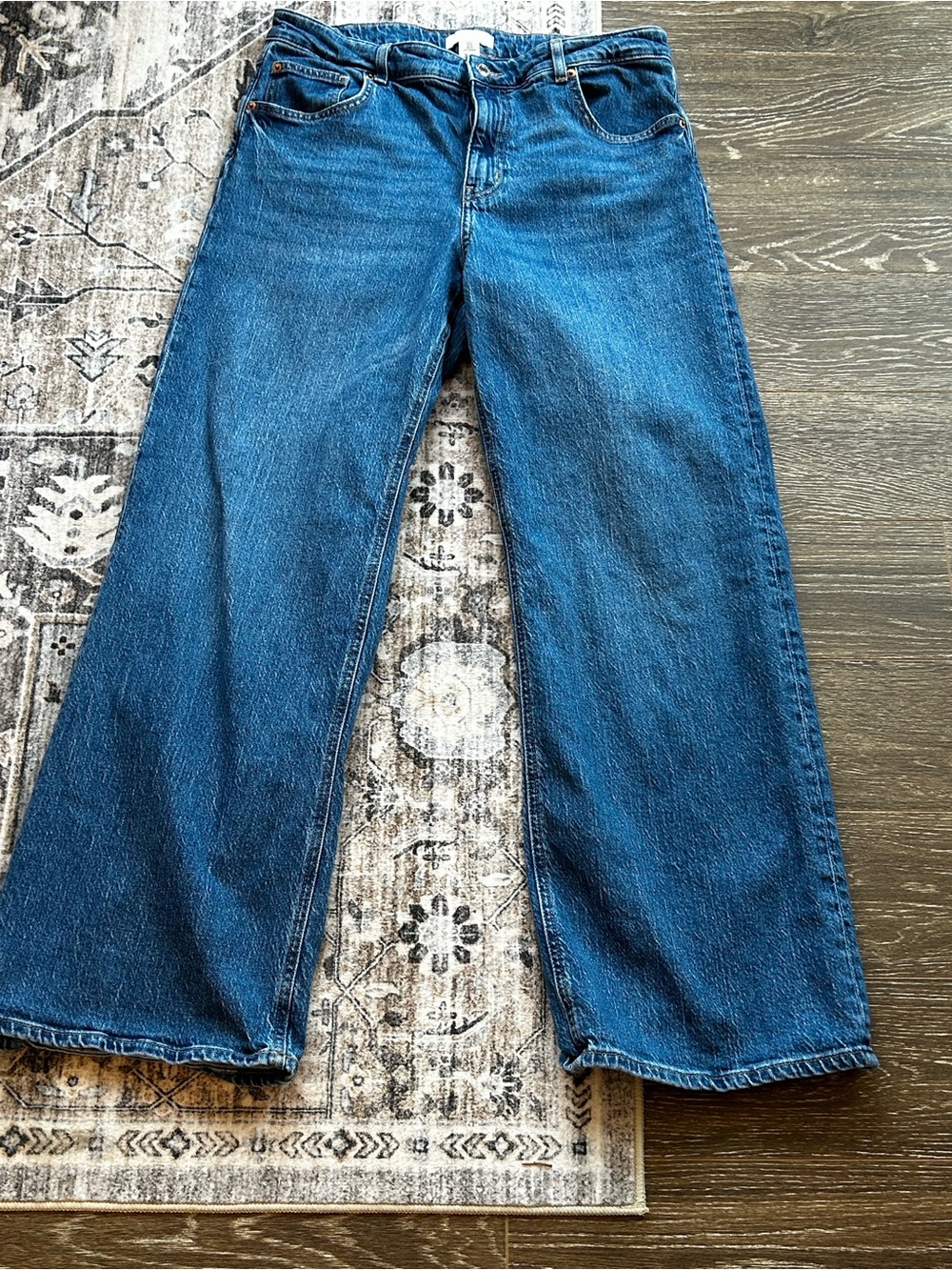 H&M Women’s Harper High-Rise Wide Leg Jeans
